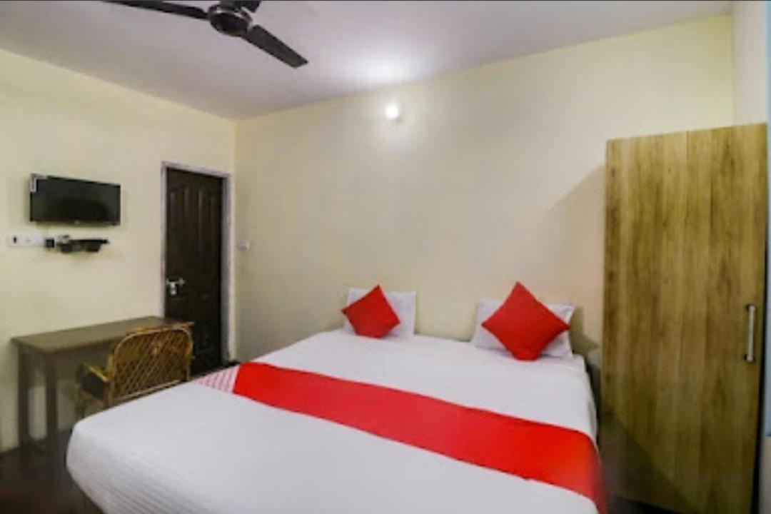 Om Shanthi Paying Guest House Varanasi Luaran gambar